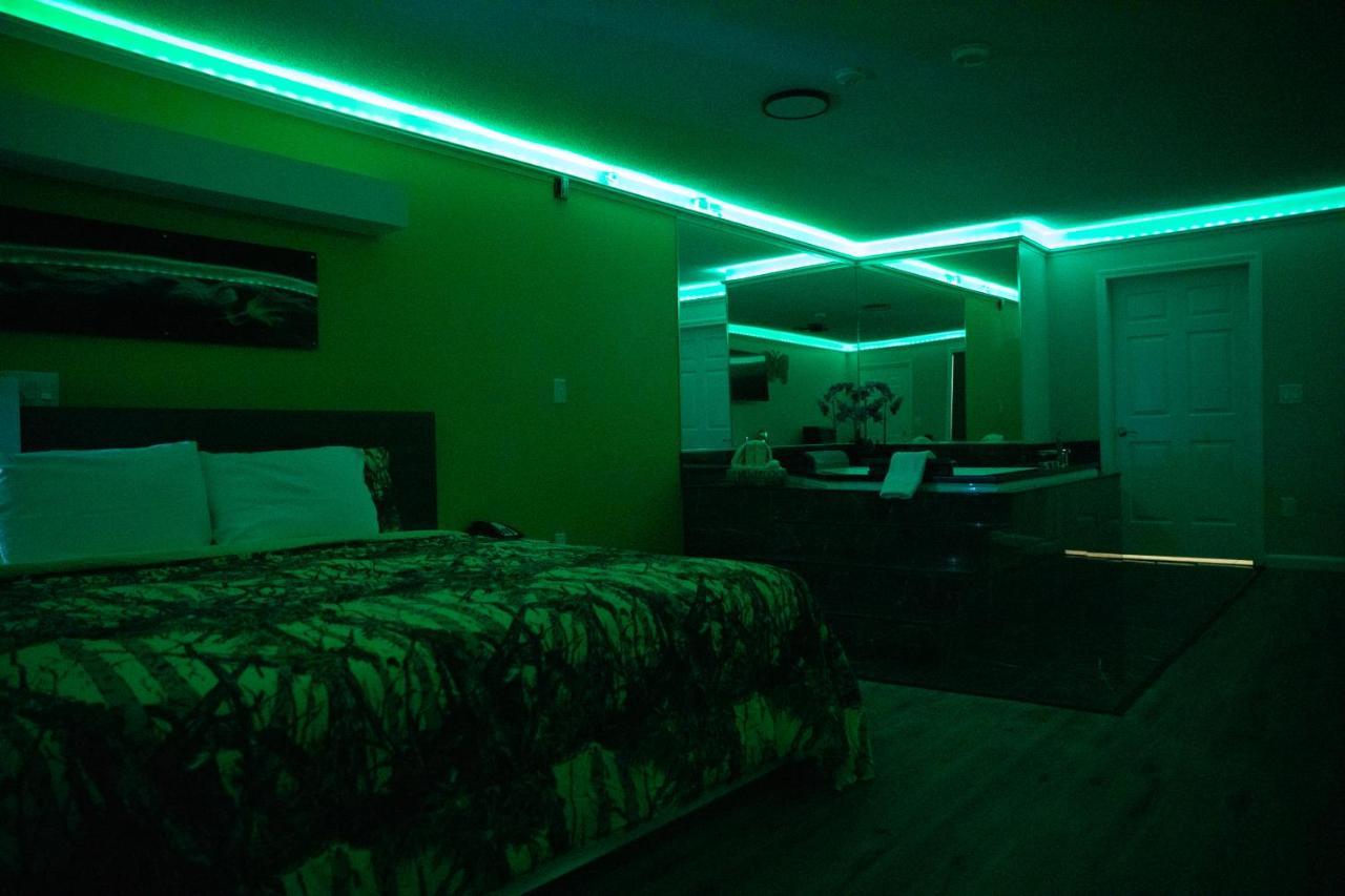 Classic Motor Lodge Providence - West Greenwich エクステリア 写真
