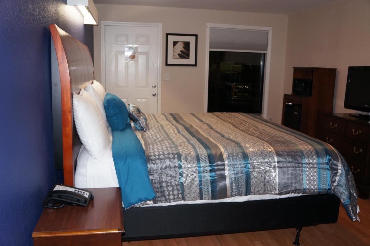 Classic Motor Lodge Providence - West Greenwich エクステリア 写真