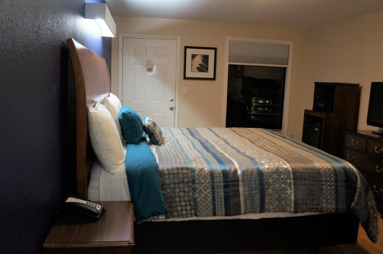 Classic Motor Lodge Providence - West Greenwich エクステリア 写真