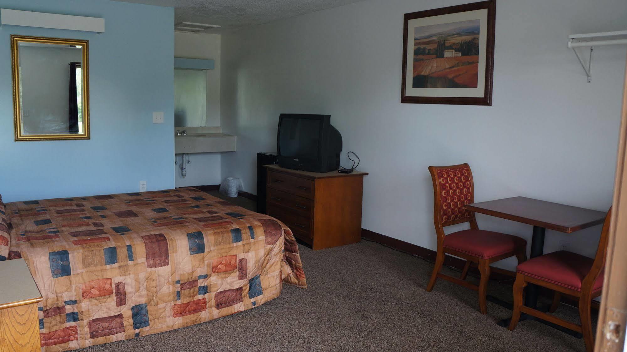Classic Motor Lodge Providence - West Greenwich エクステリア 写真